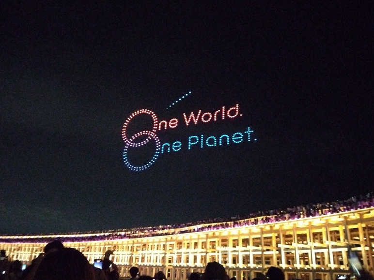 2025年の大阪万博のドローンショー