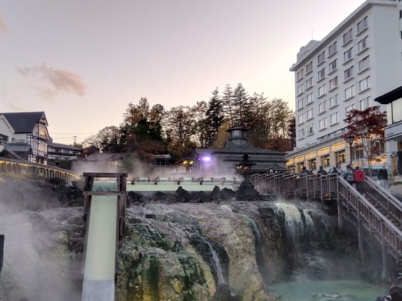 草津温泉・湯畑