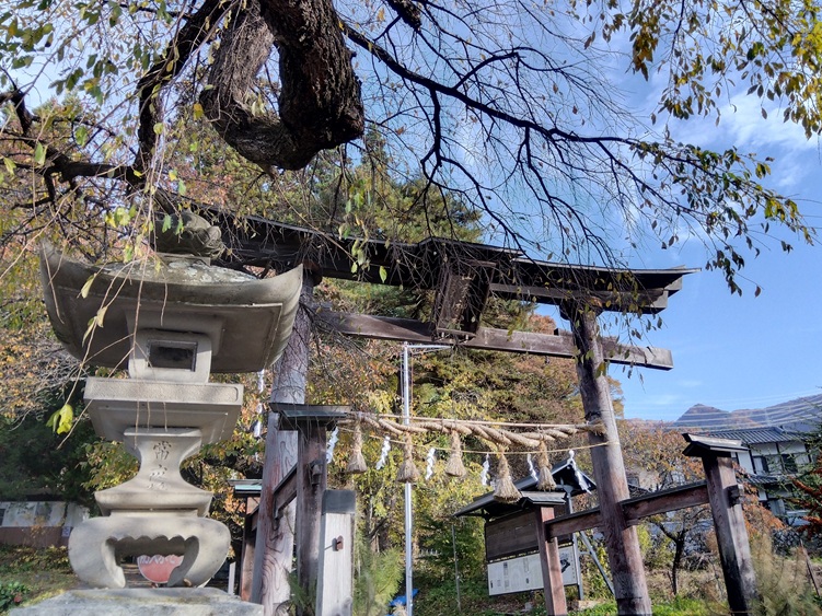 山家神社・鳥居