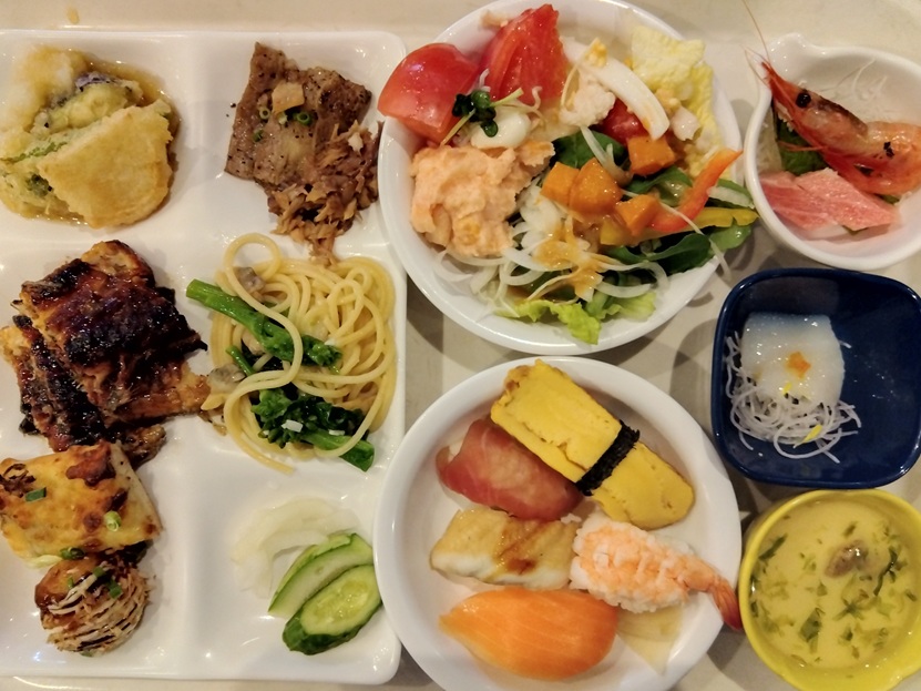 ホテルグリーンプラザ浜名湖の創作バイキング（夕食）