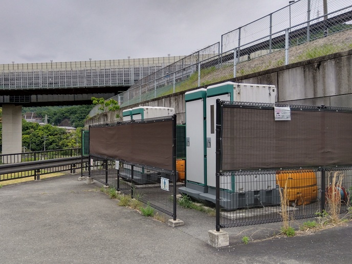 JR福知山線廃線ウォークの成瀬側入口にある最後のトイレ