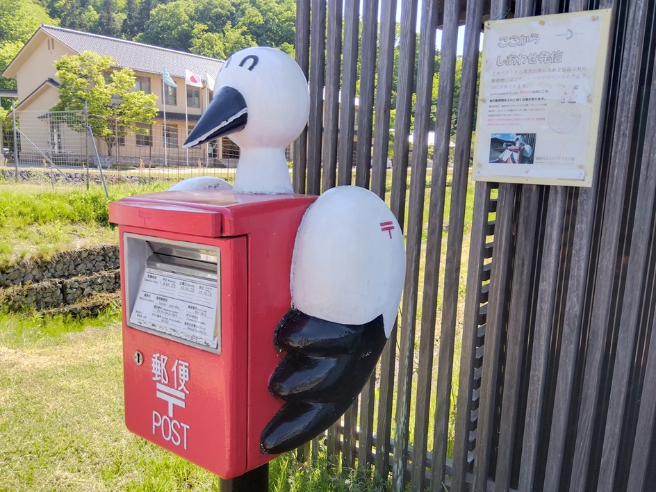 コウノトリ型ポスト
