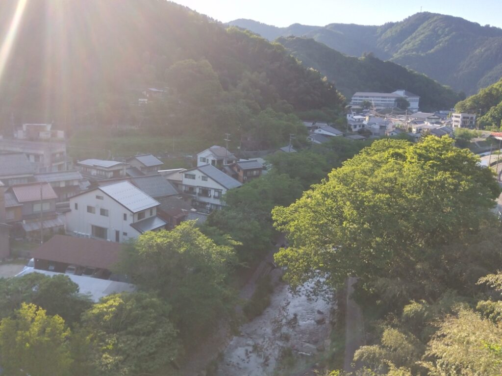 涌泉の宿ゆあむの部屋からの景色